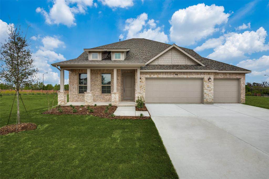 4813 Briarwood Drive - Photo 1