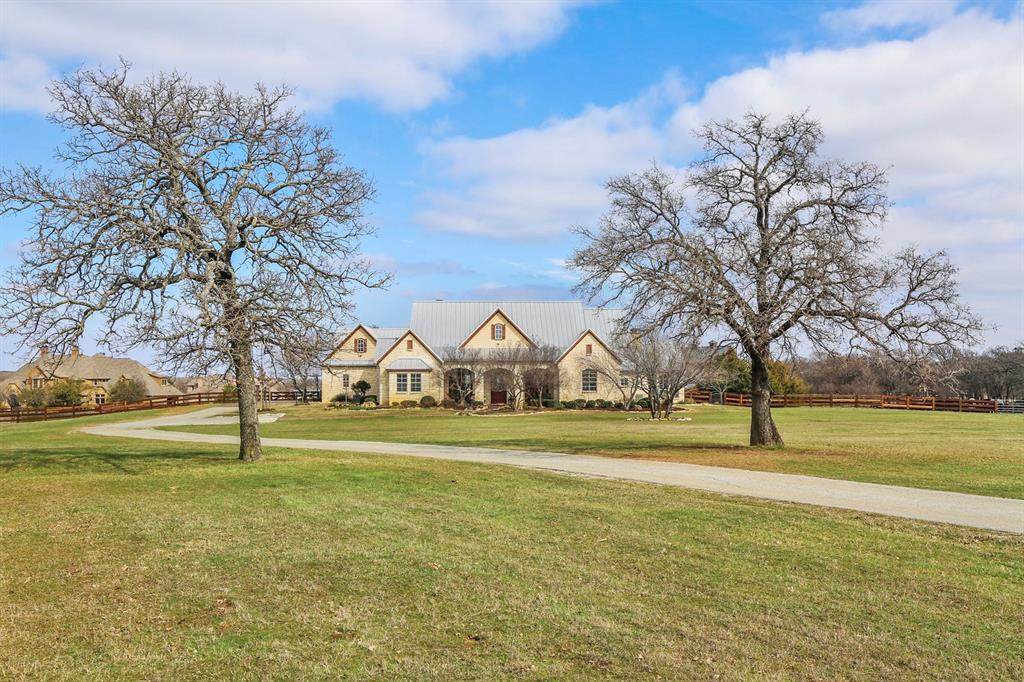 1 Groves Circle - Photo 1
