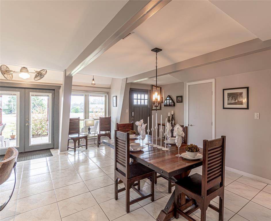 1015 Cove View Lane - Photo 1