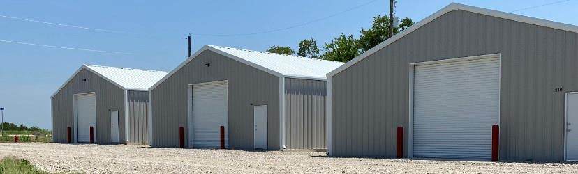 940 Private Road 5665 - Photo 1