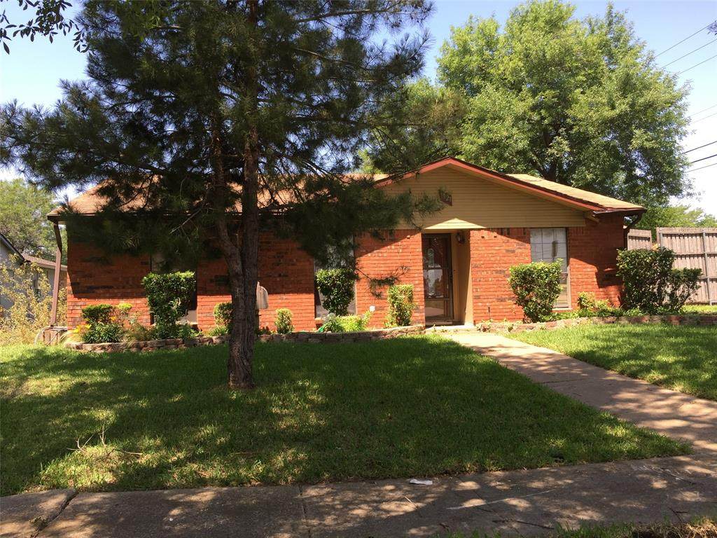 1921 Vine Drive - Photo 1 1921 Vine Drive - Photo 1