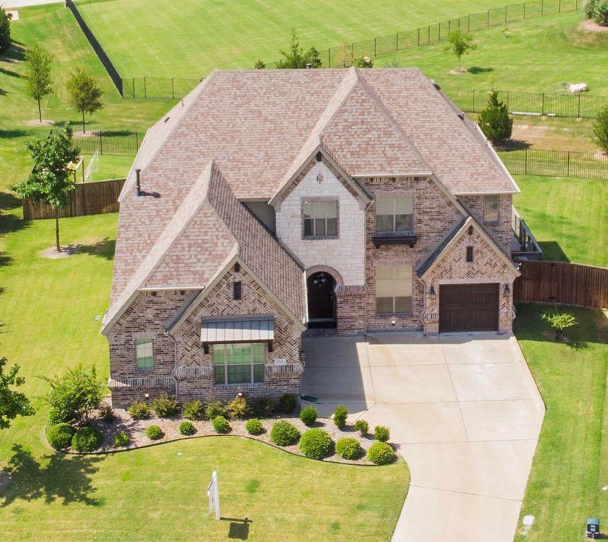 890 Pleasant View Drive - Photo 1