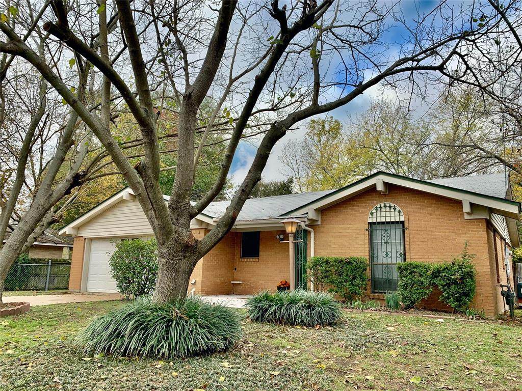 3112 Eastland Avenue - Photo 1
