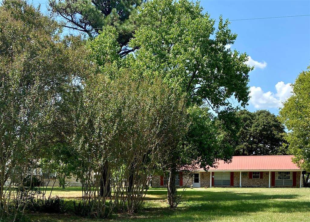213 Main - Photo 1
