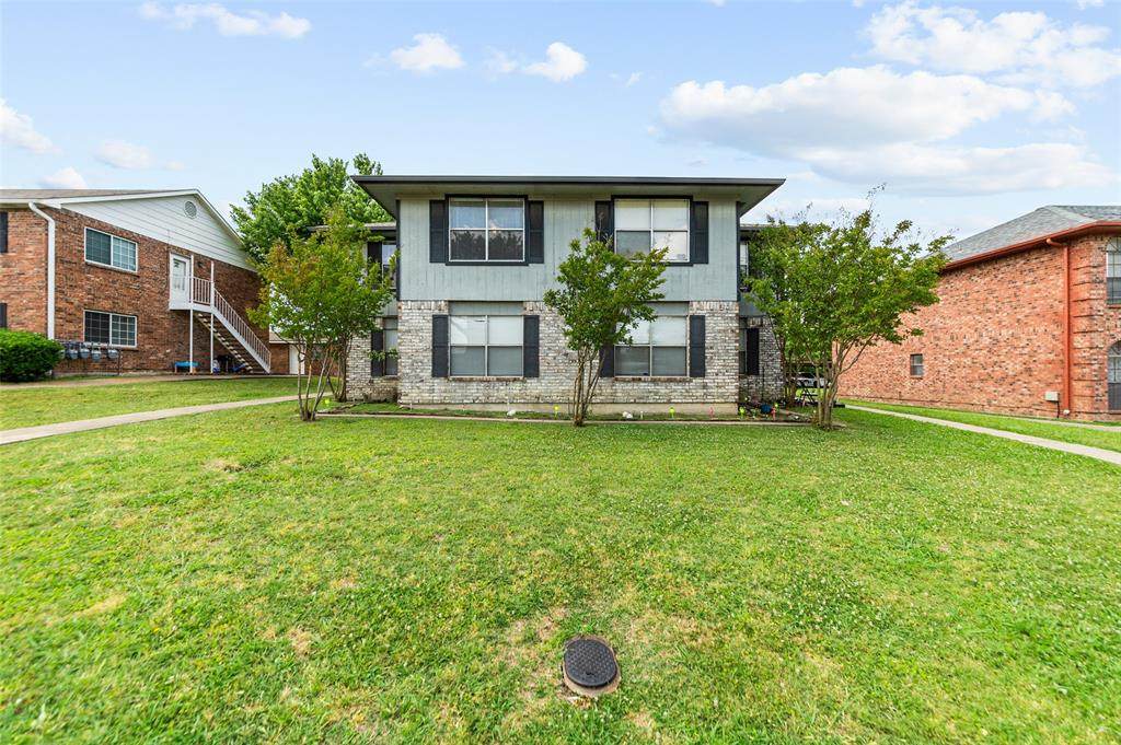 5625 Brookview Court - Photo 1
