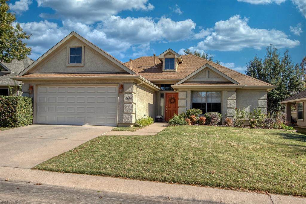 9409 Trailwood Drive - Photo 1