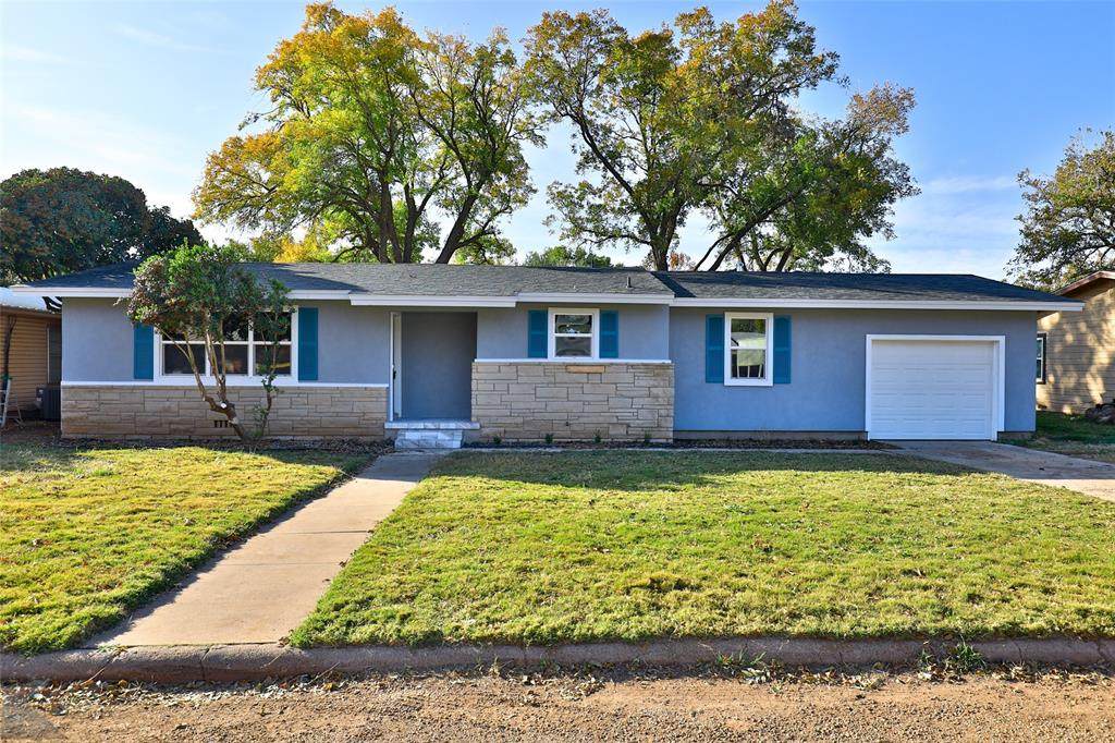 1407 Heath - Photo 1