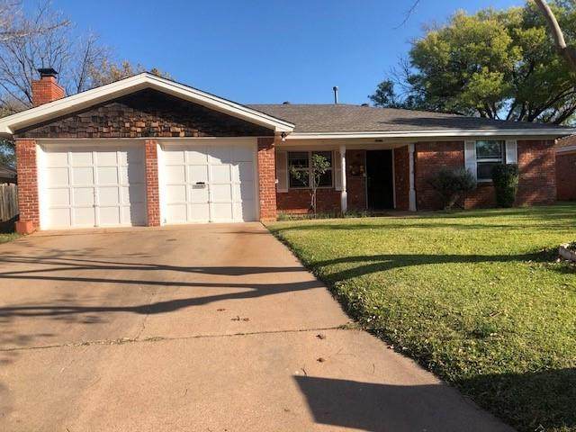 2417 Brentwood Drive - Photo 1