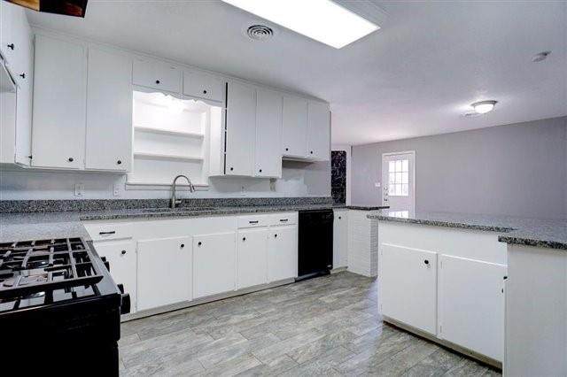 5821 Mccart Avenue - Photo 1