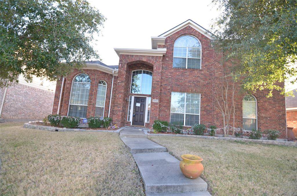 5913 Vineyard Lane - Photo 1