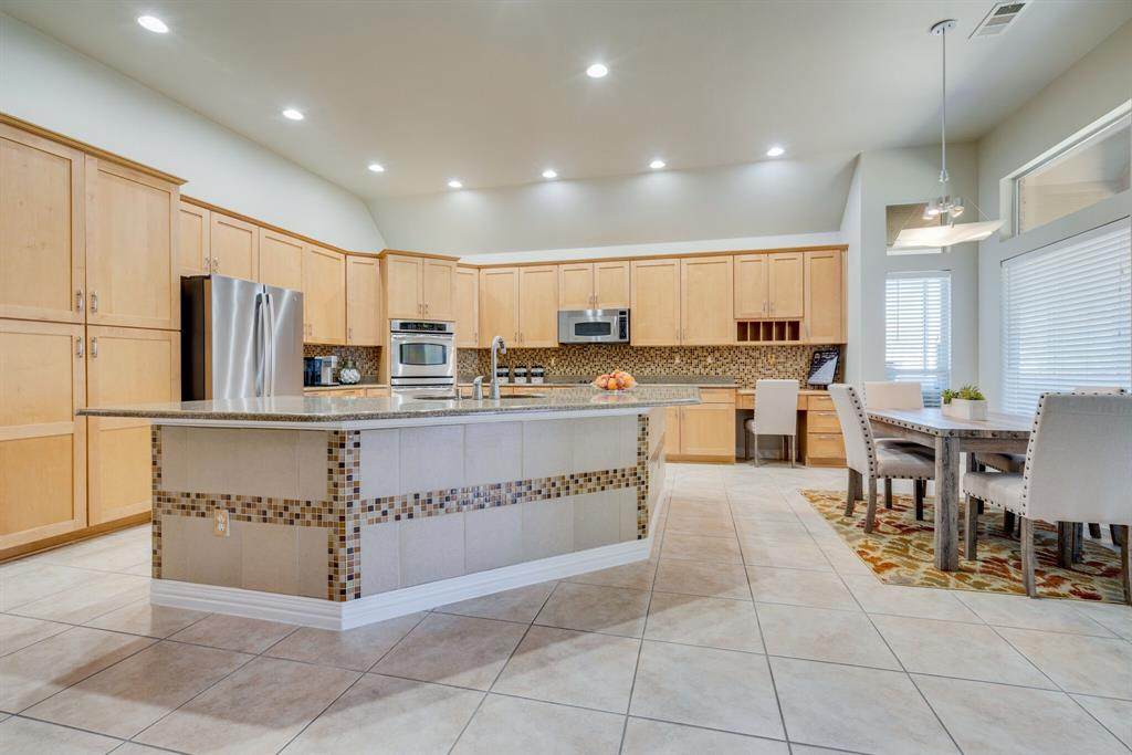 10901 Sandstone Drive - Photo 1