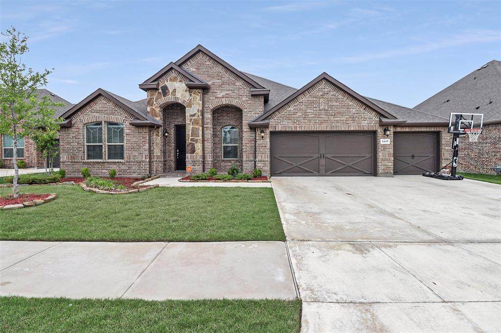 1317 Cecilia Court - Photo 1