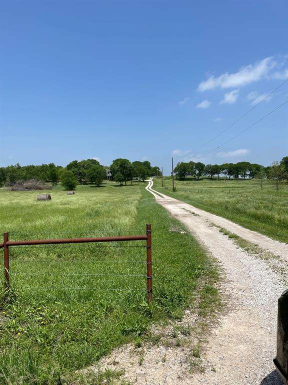 4223 County Road 429 - Photo 1