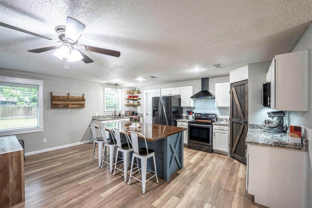 120 Lou Street - Photo 1