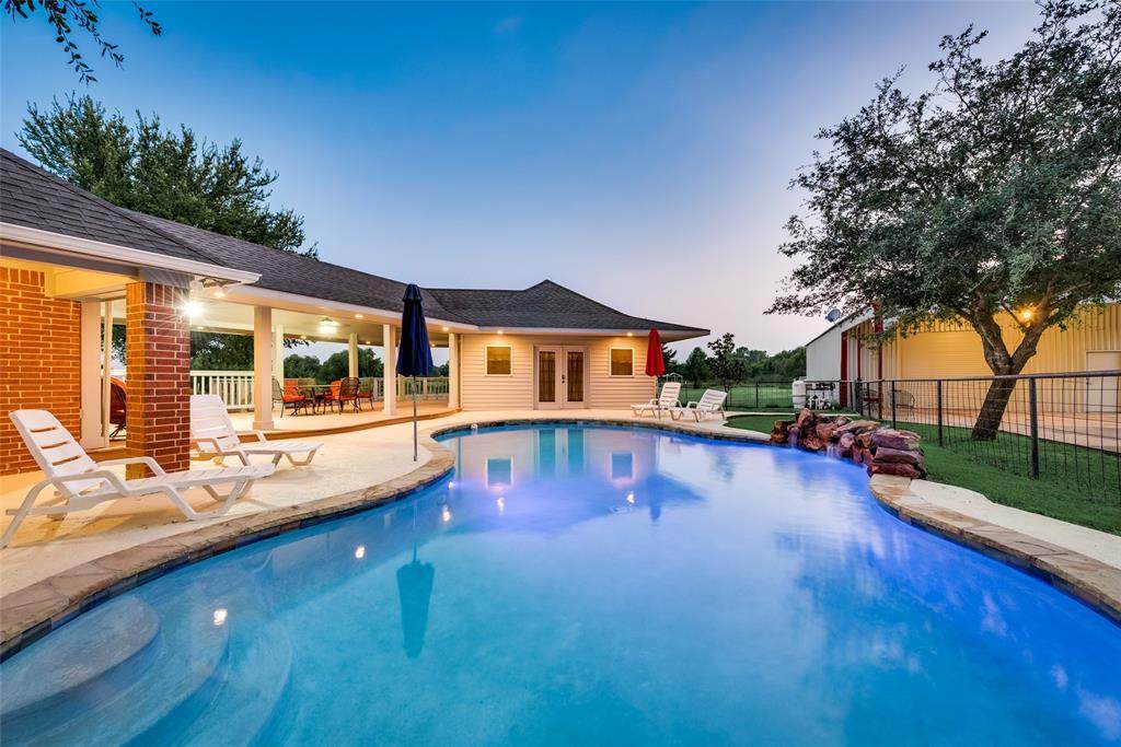 15949 Calvert Road - Photo 1