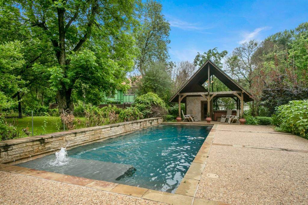 316 Huffhines Street - Photo 1