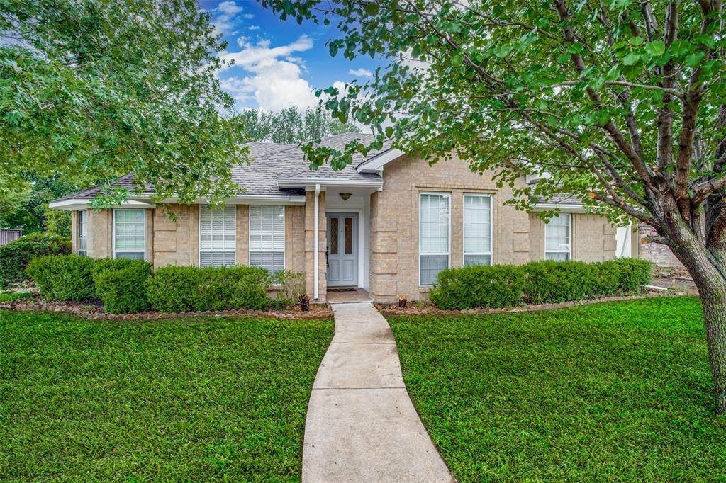 1510 Woodoak Drive - Photo 1