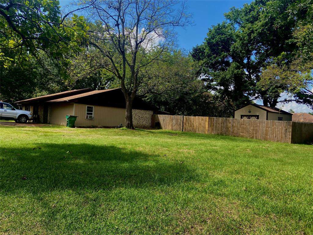 1105 Oak Grove Road - Photo 1