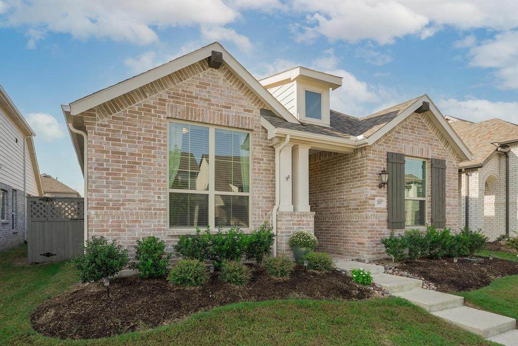 2537 Stella Lane - Photo 1