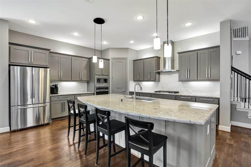 10589 Plumwood Parkway - Photo 1