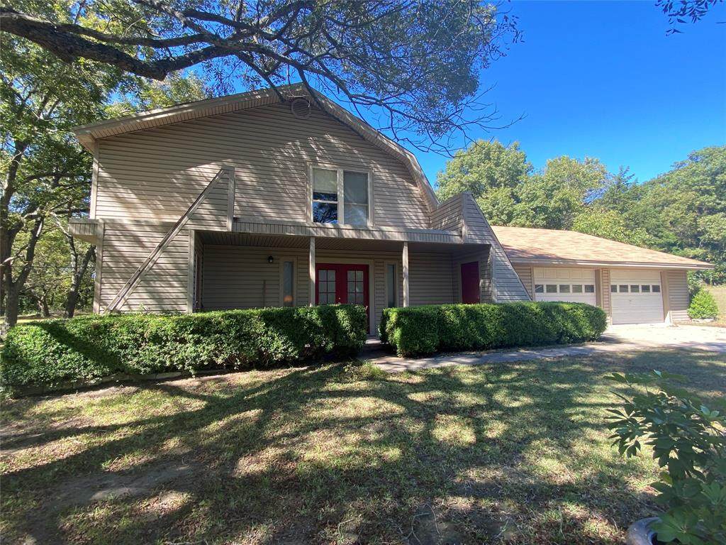 214 Whispering Oaks Street - Photo 1