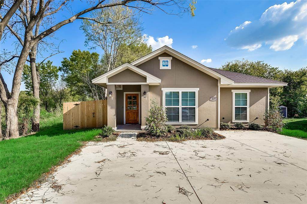 1605 13th Avenue - Photo 1