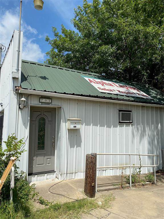 701 Houston Street - Photo 1