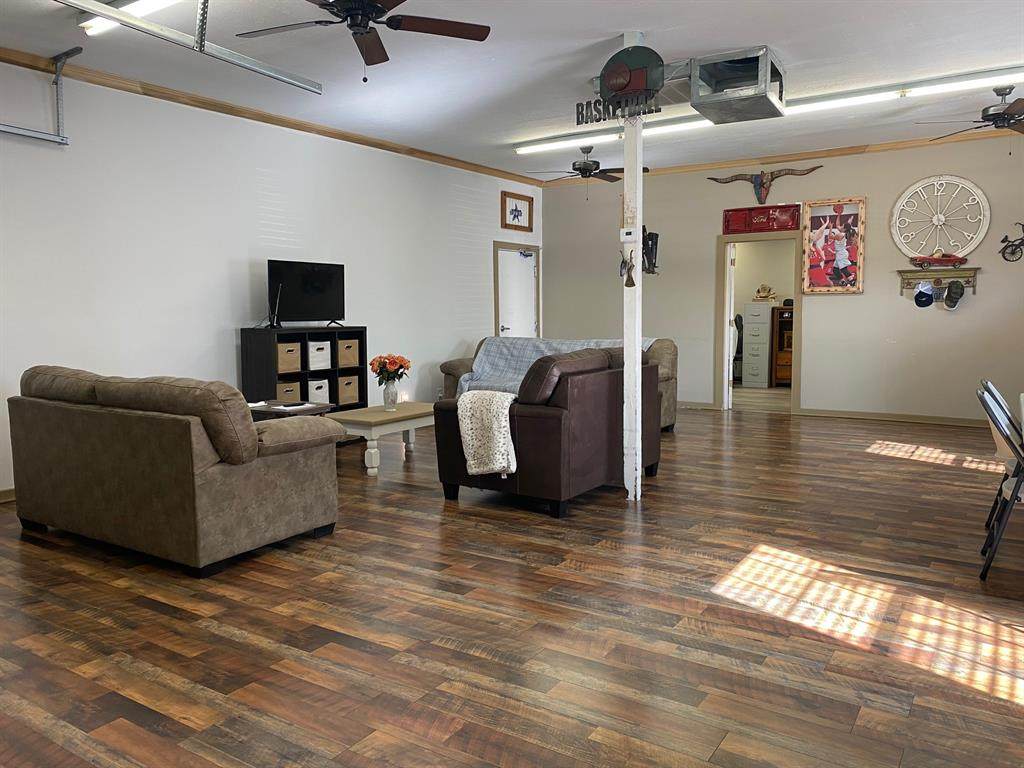 1208 Henderson Street - Photo 1
