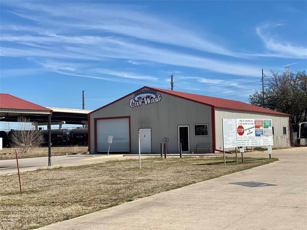 1530 Dixon Street - Photo 1