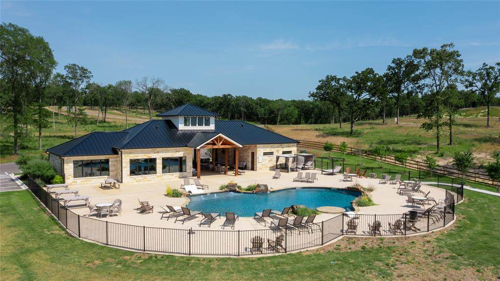 6995 Lakeshore Way - Photo 1