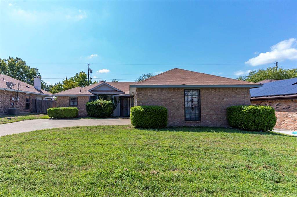 721 Hillside Drive - Photo 1