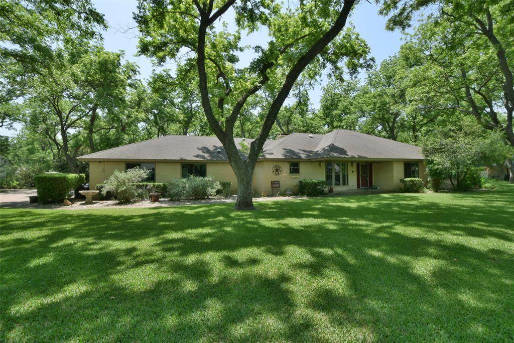 5502 Wedgefield Road - Photo 1