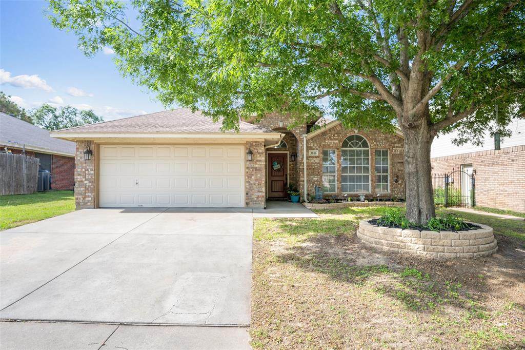 3816 Berrybush Lane - Photo 1