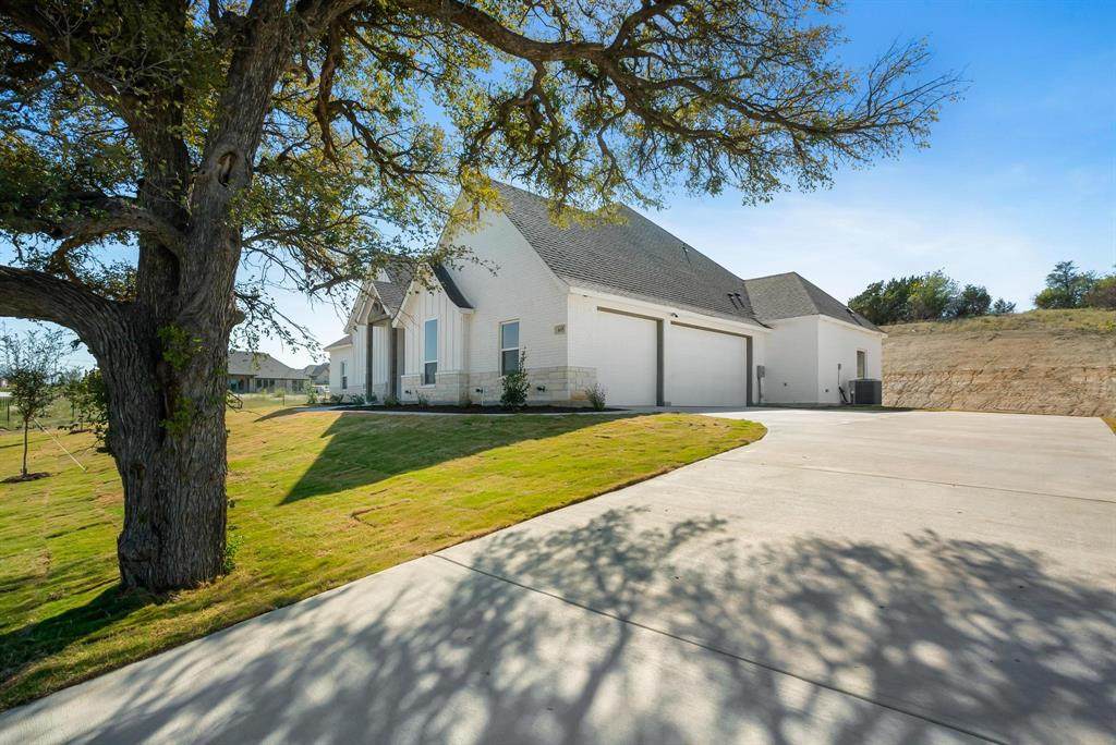 605 Bent Tree Lane - Photo 1