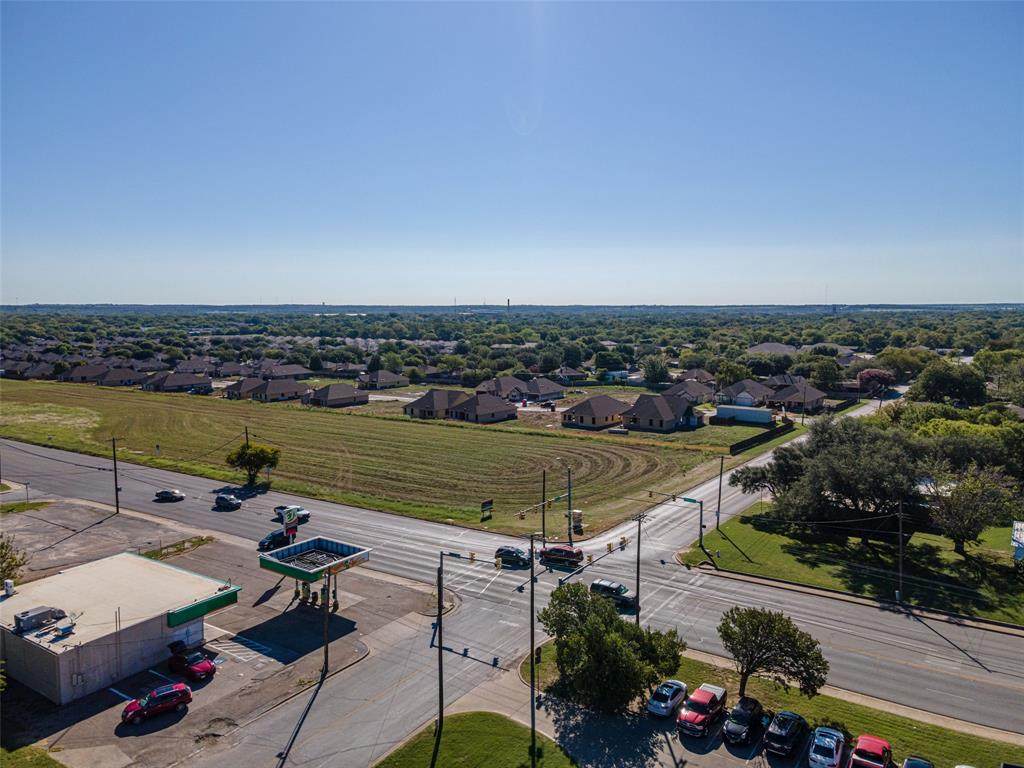 1902 Granbury Road - Photo 1