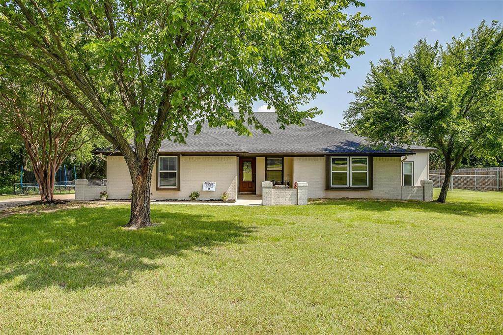 331 Ryan Avenue - Photo 1