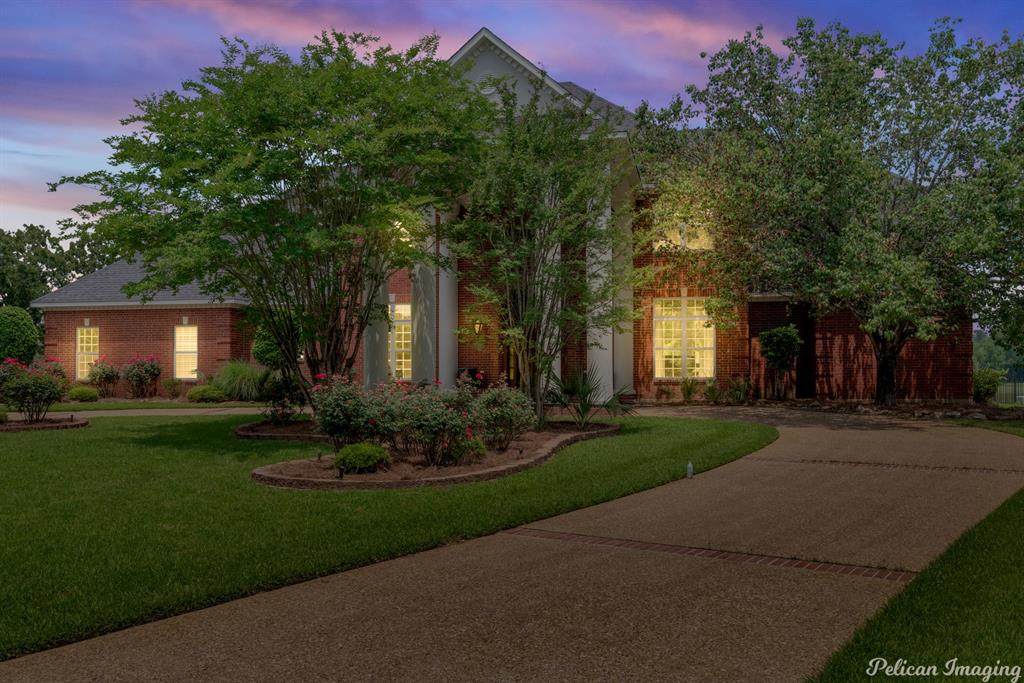 345 Bringier Place - Photo 1