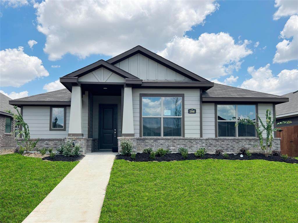 2846 Hudson Drive - Photo 1