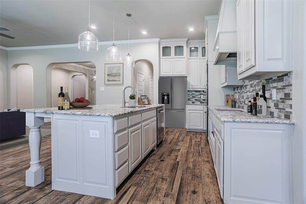 141 Fairweather Drive - Photo 1