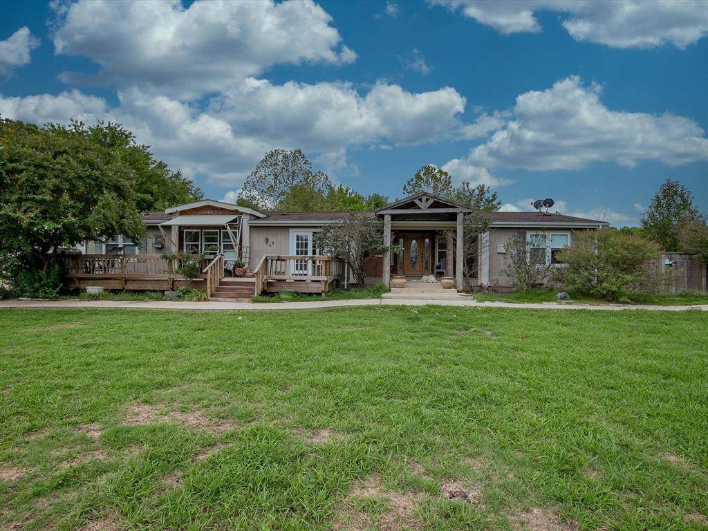 3430 Farm Road 275 - Photo 1