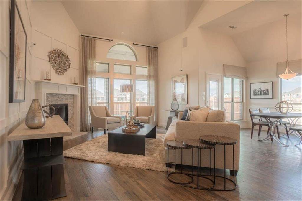 14892 Hometown Drive - Photo 1