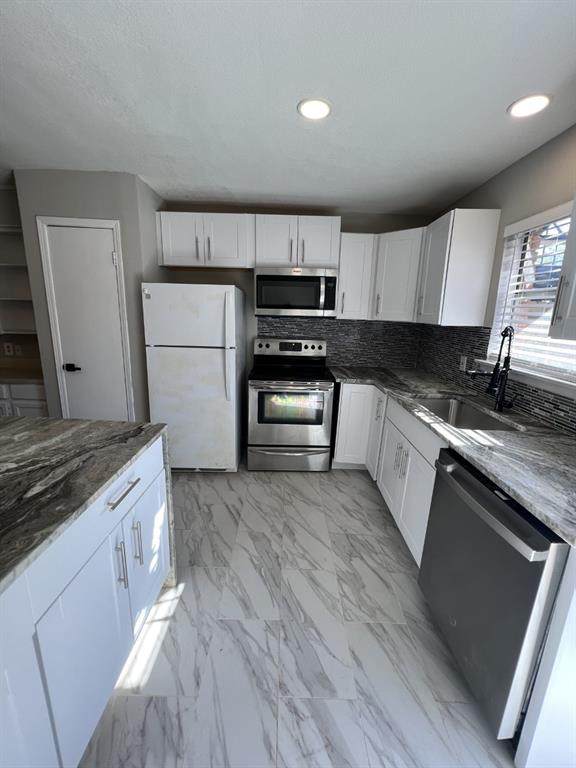3516 Parkridge Drive - Photo 1