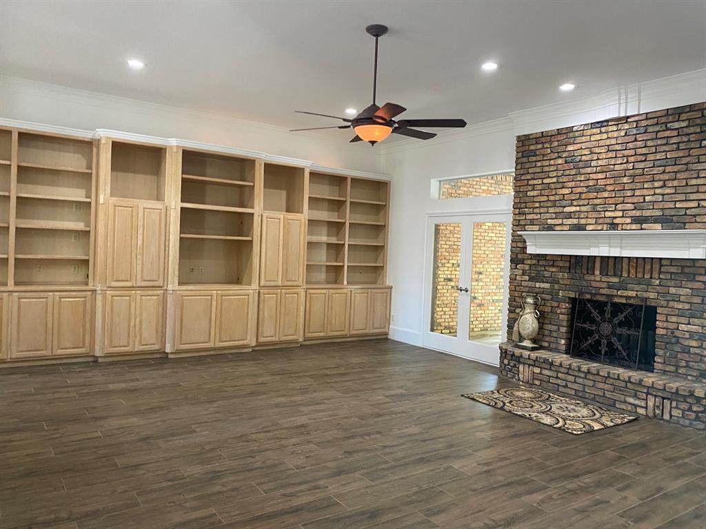 150 Pinehurst Drive - Photo 1