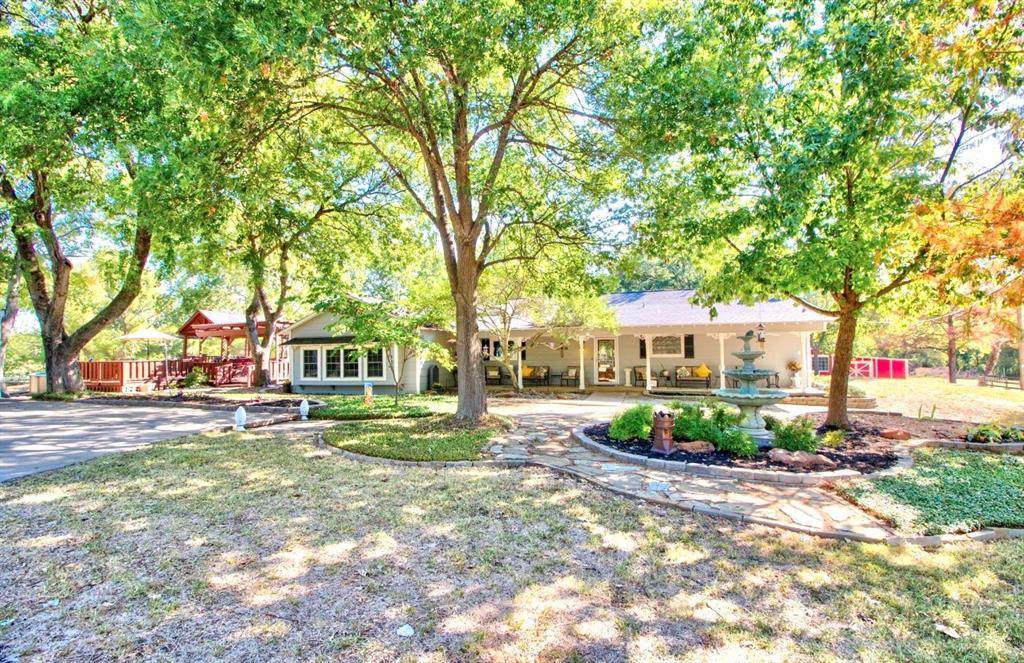 2589 County Road 447 - Photo 1