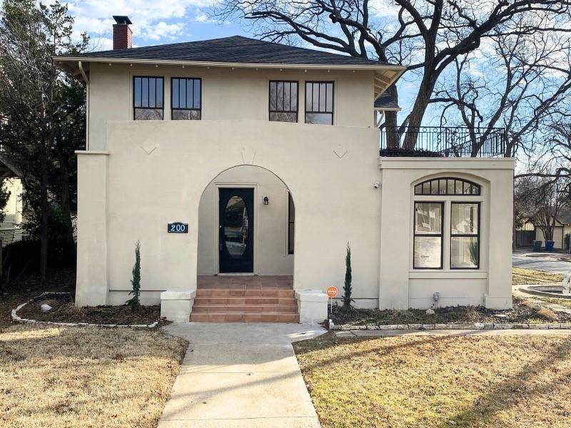 200 Rosemont Avenue - Photo 1