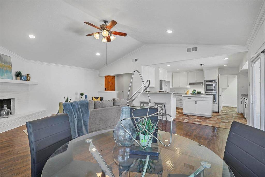 11499 Drummond Place - Photo 1