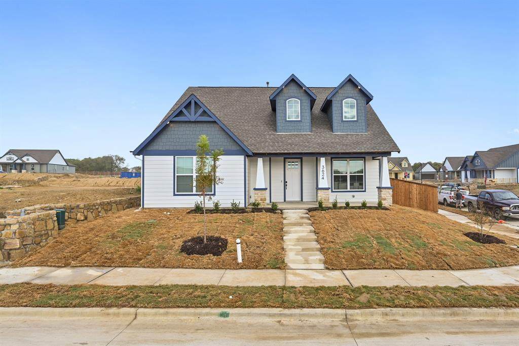 10832 Eva Mae Boulevard - Photo 1