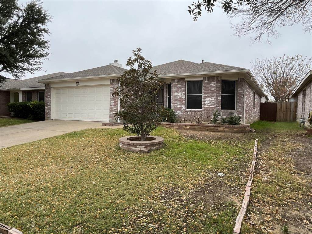 6017 Bronze River Road - Photo 1
