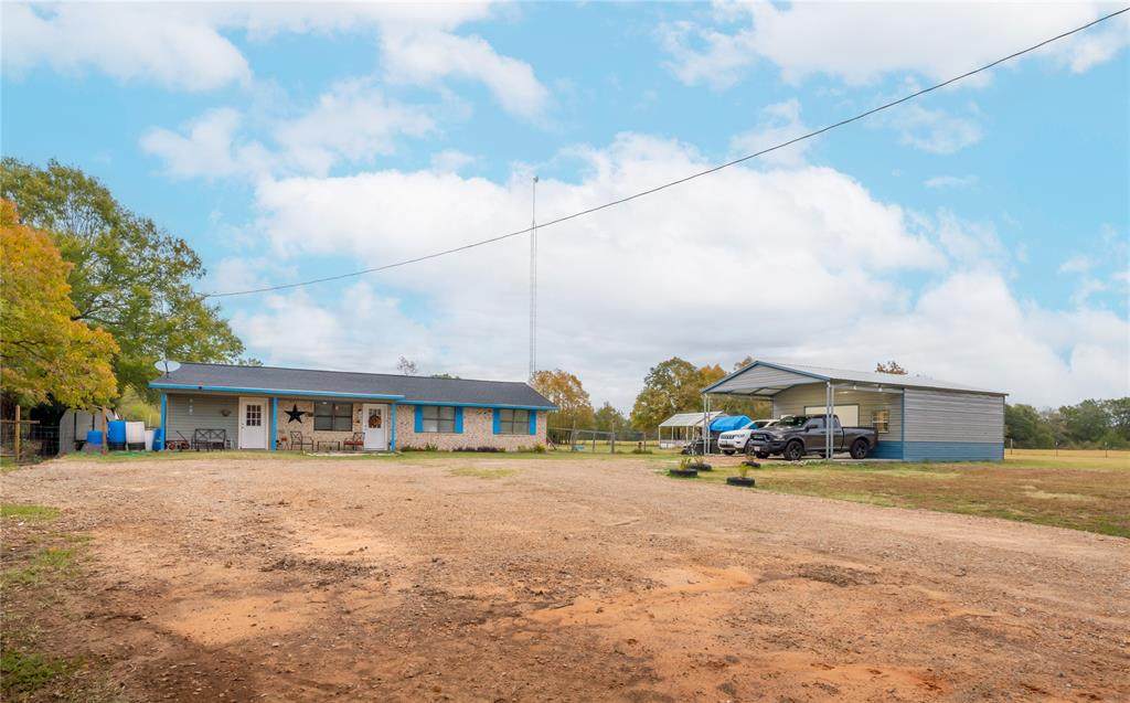 15400 Farm Road 79 - Photo 1