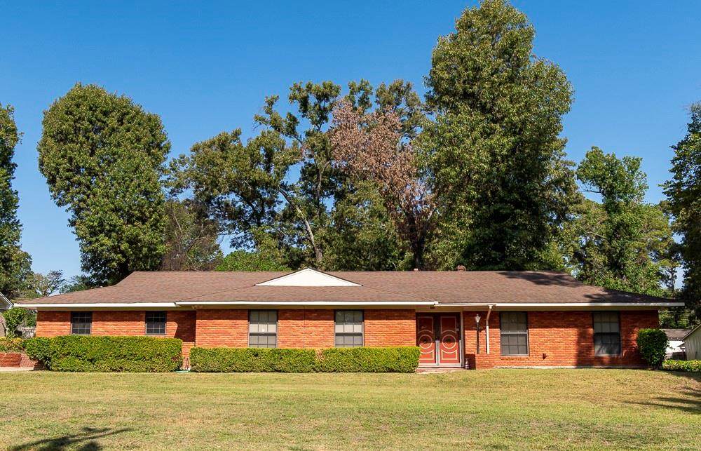 700 Neal Drive - Photo 1